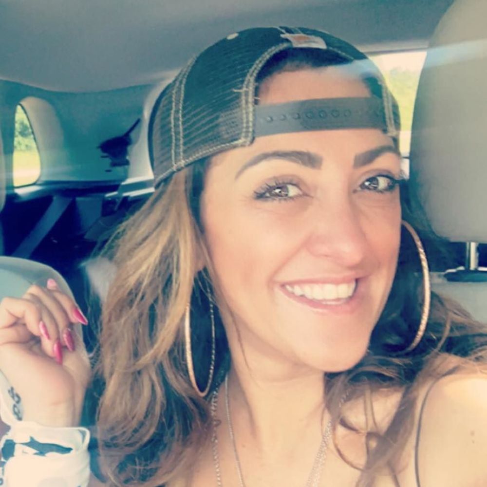 Meet your Posher, Julie